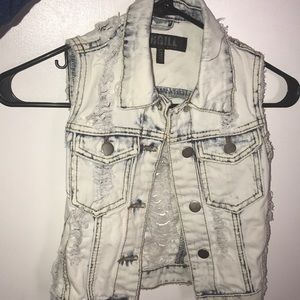 Light Denim Jean Vest